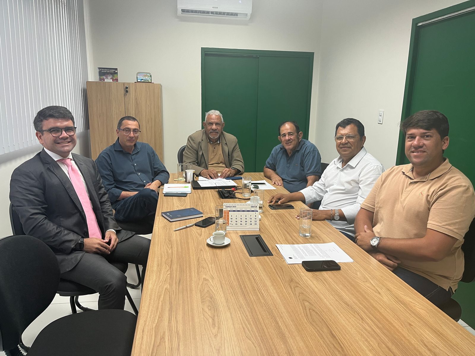 Prefeitura de Aracaju inicia tratativas para regulamentar o estacionamento de motorhomes na capital - SMTT Aracaju